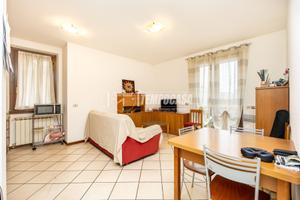 BILOCALE CON BOX DOPPIO !