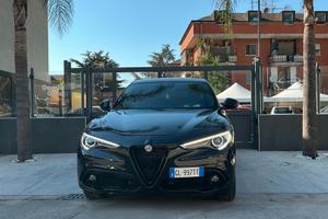 Alfa Romeo Stelvio 2.2 Turbodiesel 160 CV AT8 RWD 