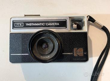 Macchinetta fotografica “Kodak instamatic 77X”