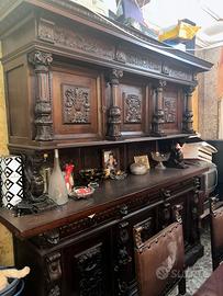 MOBILI DEL '600 NAPOLETANO.