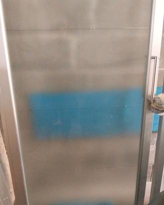 Porta a scomparsa modello scrigno