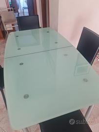 tavolo di cristallo 