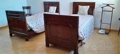 Do  due letti ed un divano a chi viene a ritirarli