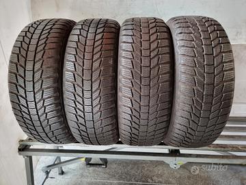 4 gomme 215/60/17 M+S