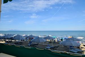 S. Vincenzo - appartamento fronte mare
