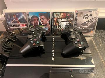 Playstation 3 originale + 2 controller + 4 giochi