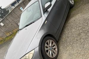 BMW SERIE 1 per ricambi