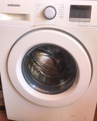Lavatrice SAMSUNG 8kg carico frontale Smart check