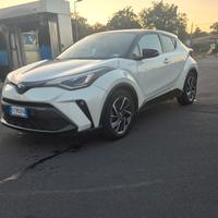 toyota chr 2.0 hybrid garanzia toyota tagliandi