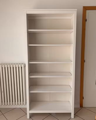 Libreria IKEA HEMNES bianca