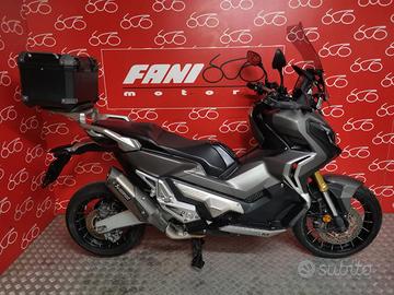 HONDA X-ADV 750 -