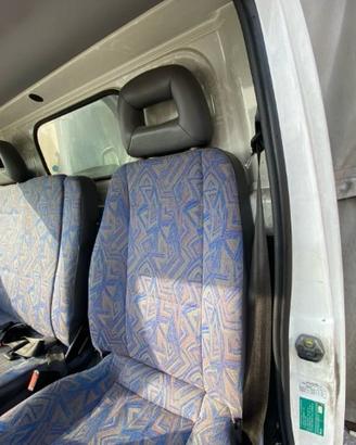 SEDILI ANTERIORI PER CABSTAR TL0 ANNO 2000