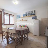 TRILOCALE PIANO TERRA CON POSTO AUTO E SPAZIO ESTE