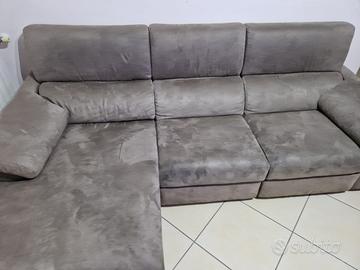 Divano sfoderabile con chaise longue Poltrone Sofà