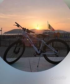 Mtb  poco usata ragazzo