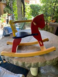 cavallino dondolo