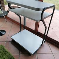 Carrello con ruote