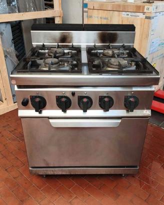 Cucina a gas con forno