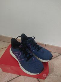 New Balance 411 passeggio/corsa