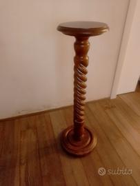 colonna in legno