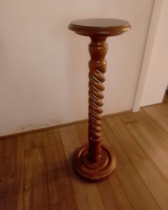 colonna in legno
