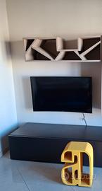 Componenti di parete attrezzata Voltan