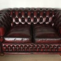 Divano Chesterfield Inglese