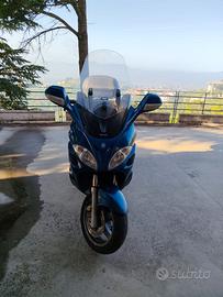SCOOTER PIAGGIO X9