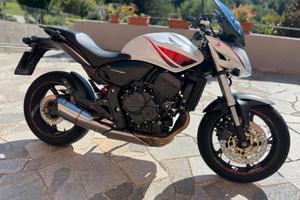 Honda Hornet 2010 - 3800 TRATTABILI