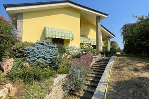 VILLA SINGOLA A ASTI