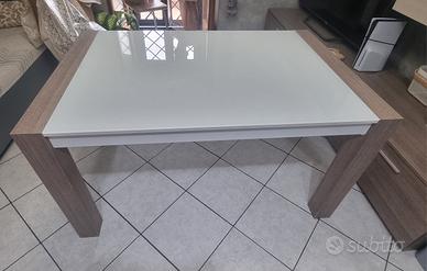 tavolo da sala allungabile come nuovo