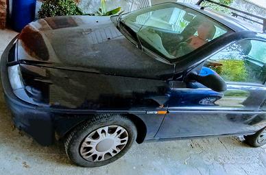 lancia Ypsilon elefantino anno 98