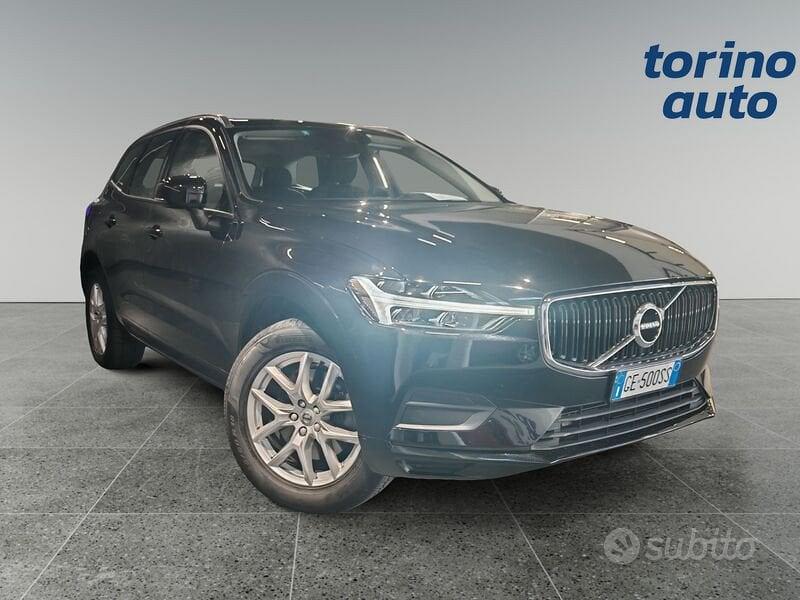 Volvo XC60 B4 automatico Momentum