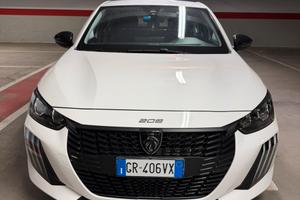 Peugeot 208 1.2 PureTech - Febbraio 2024 -18.000km