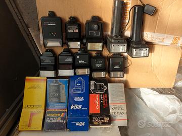 Flash vari nuovi ed usati di varie marche