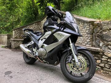 Honda crossrunner 800 V tec