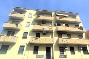 4 LOCALI A PORTO TORRES