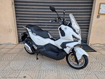 SYM ADX 125 ABS TCS E5+ Bianco - PROMO