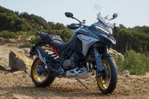 DUCATI MULTISTRADA V4 RALLY RADAR JADE GREEN LIVER