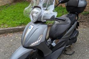 Piaggio Beverly 300 i.e. 2016