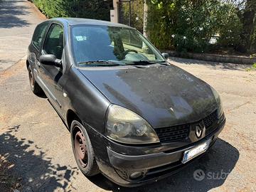 Reanult Clio 1.200 benzina