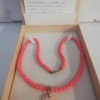 collana originale di corallo rosa con cammeo