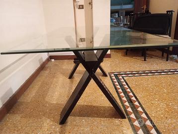 Tavolo in vetro