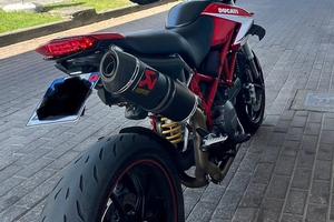 Hypermotard 796