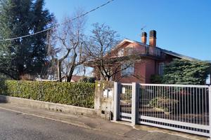 Casa Ginepro Affittiamo Camere Lomagna