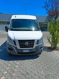 Nissan nv400 - 2018