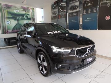 VOLVO XC40 T3 Geartronic Momentum Pro