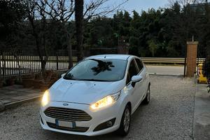 Ford Fiesta 1.4 GPL - NEOPATENTATI