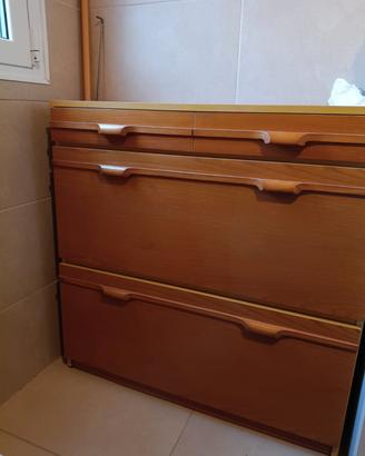 Scarpiera in legno