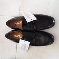 Scarpe nuove, ancora con etichette